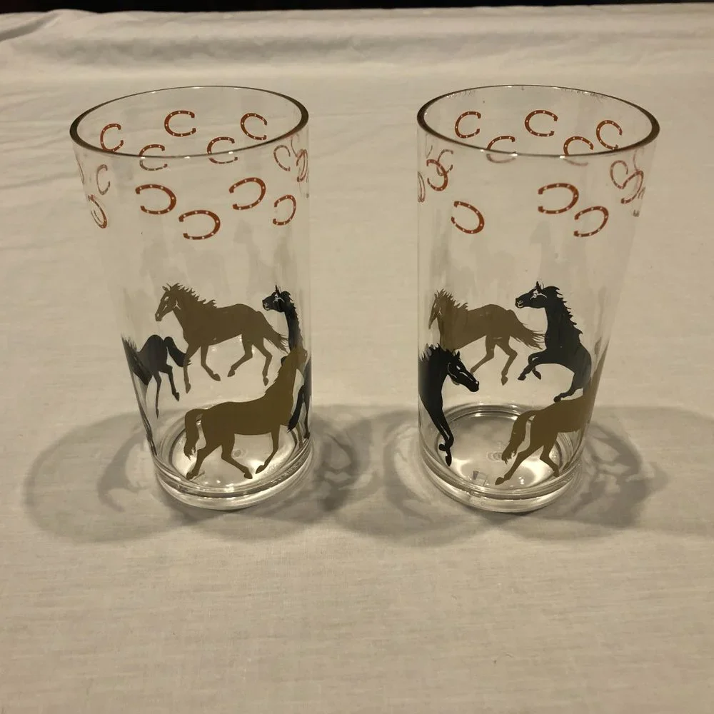Precidio Cup with Horses and Horse Shoes Set of 2